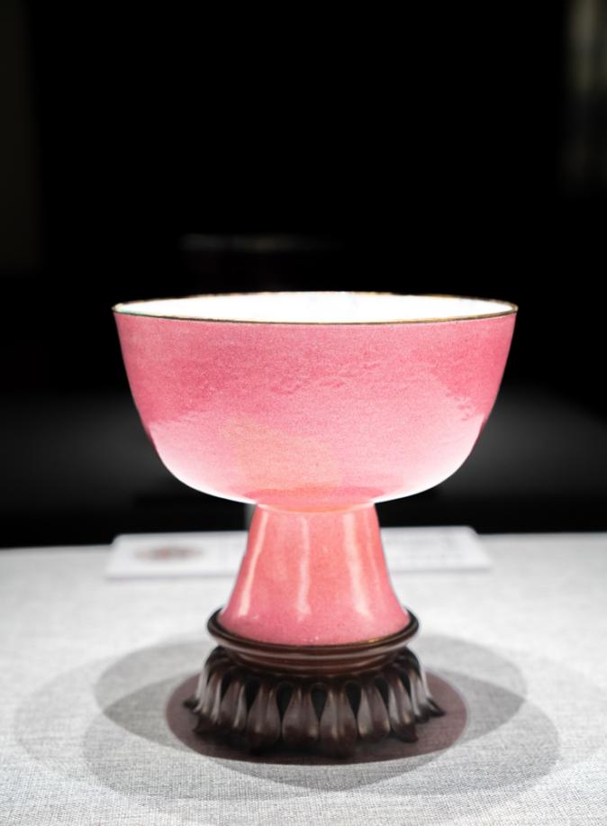 DSC03987-云龙纹西洋妇孺图高足碗-清-珐琅