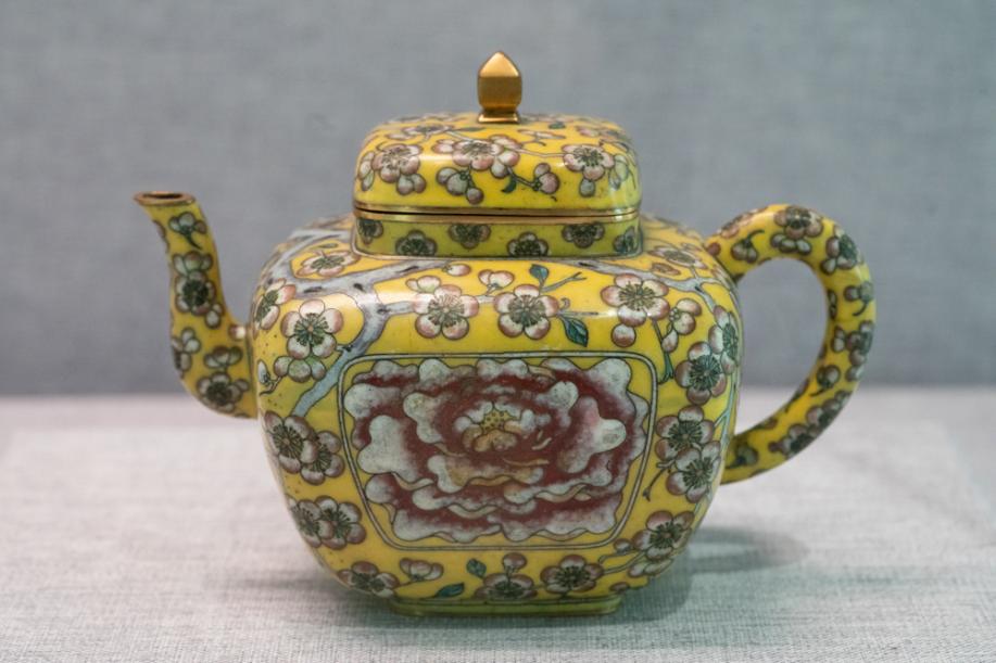DSC03522-掐丝珐琅花卉纹壶-19世纪-珐琅
