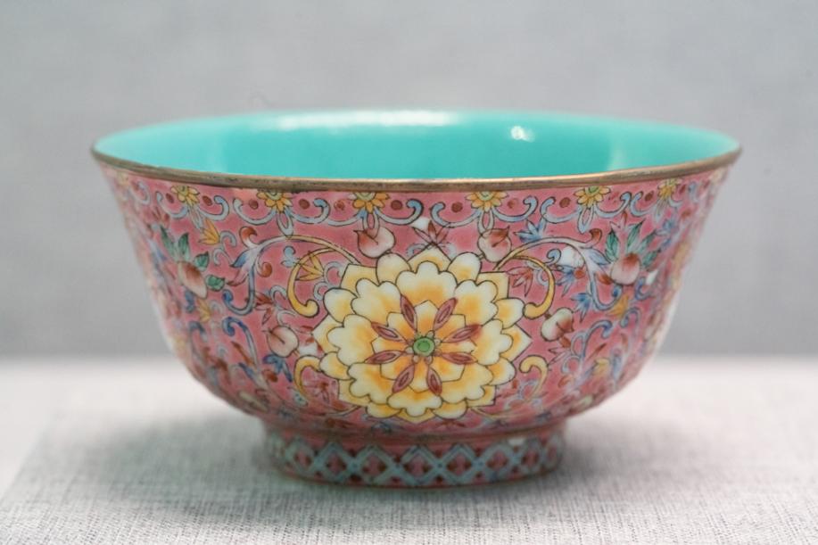 DSC03516-瓷胎画珐琅花卉纹碗-清-珐琅