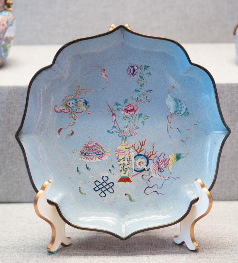 DSC03793-清供图菱花式盘-清-珐琅